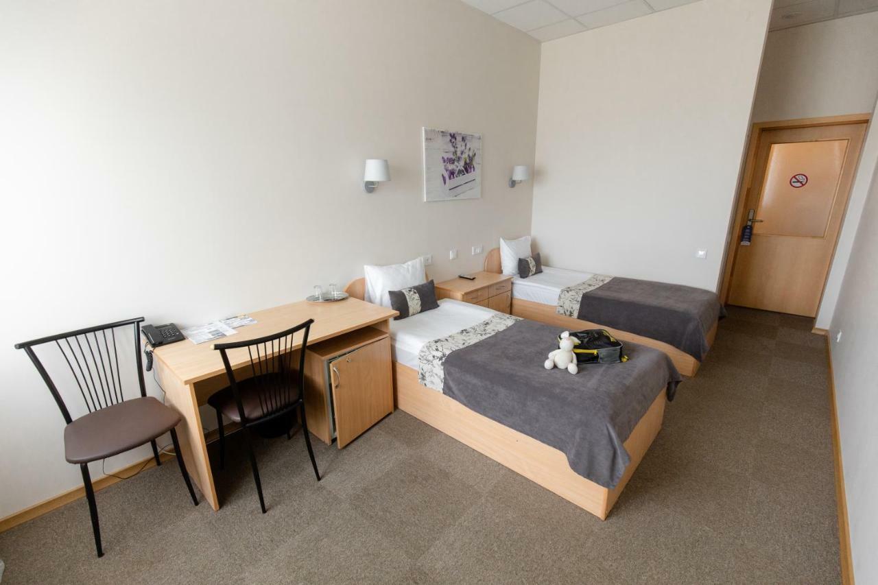 Sports Hotel Valmiera Bagian luar foto